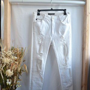 KANCAN High Rise Distressed skinny jeans